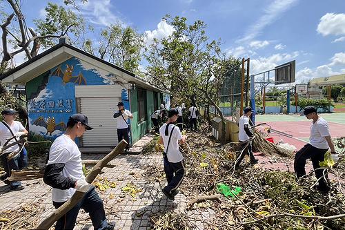 警職替代役助台南災後復原4天