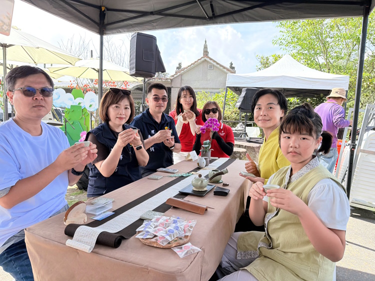 news photo