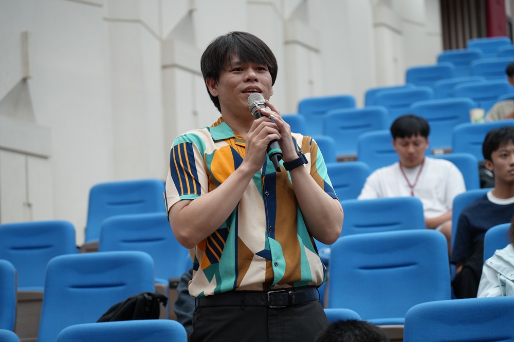 news photo