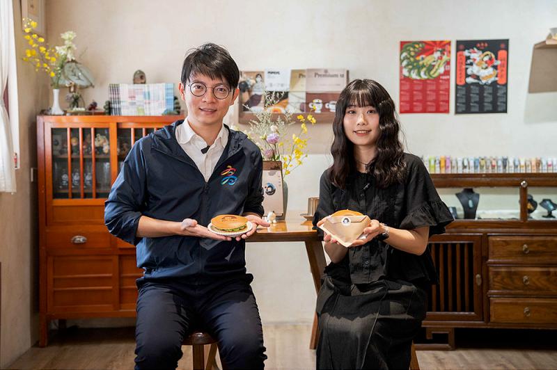 news photo