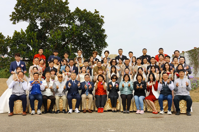 46對新人共譜幸福篇章 嘉義市第44屆市民集團結婚典禮溫馨舉行