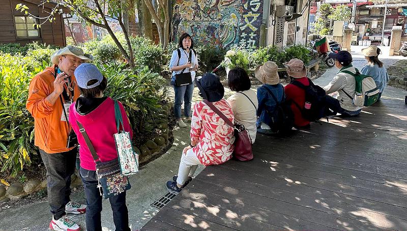 新竹縣首條女路啟航       導覽員用性別視角說新埔在地故事