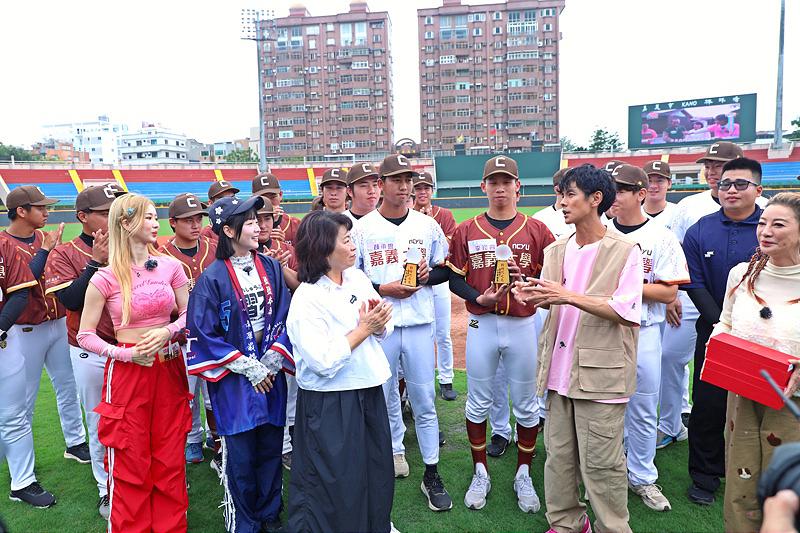 傳遞KANO精神與城市溫度《綜藝新時代》前進嘉義市拍攝