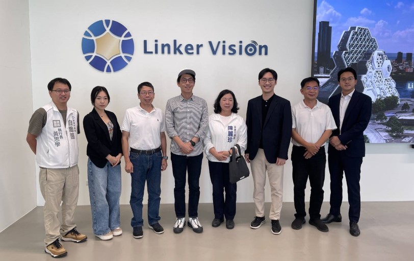 歷史港區化身AI聚落 議會財經委員會肯定高雄蓬萊港區智慧轉型成果