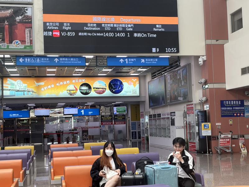 越捷台南胡志明市航班突取消地方反對