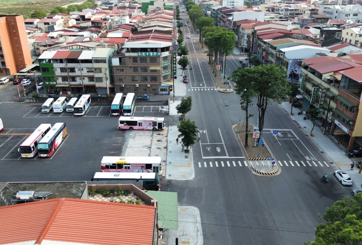 旗山延平一路人行道改善完工 轉運串聯暢行老街
