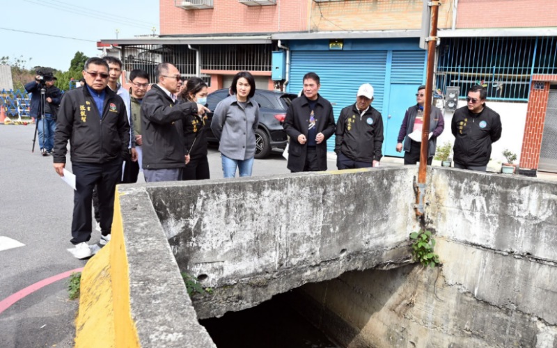 頭份信義路與幼英街路口改善　   鍾東錦拍板擴大轉彎空間、年後動工