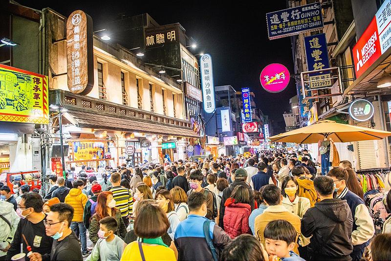 住宿與旅遊人次齊創佳績 嘉義市114年上半年住宿業營收年增14.11%