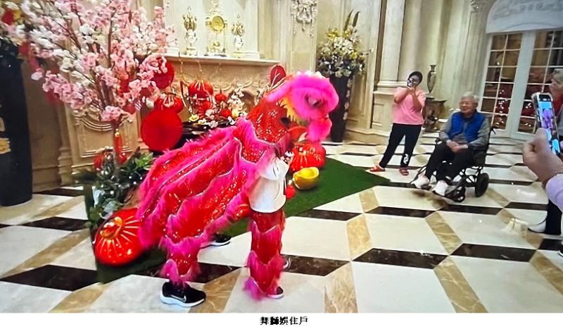 小朋友舞獅彈琴樂融融 溫莎堡龍年新春喜洋洋