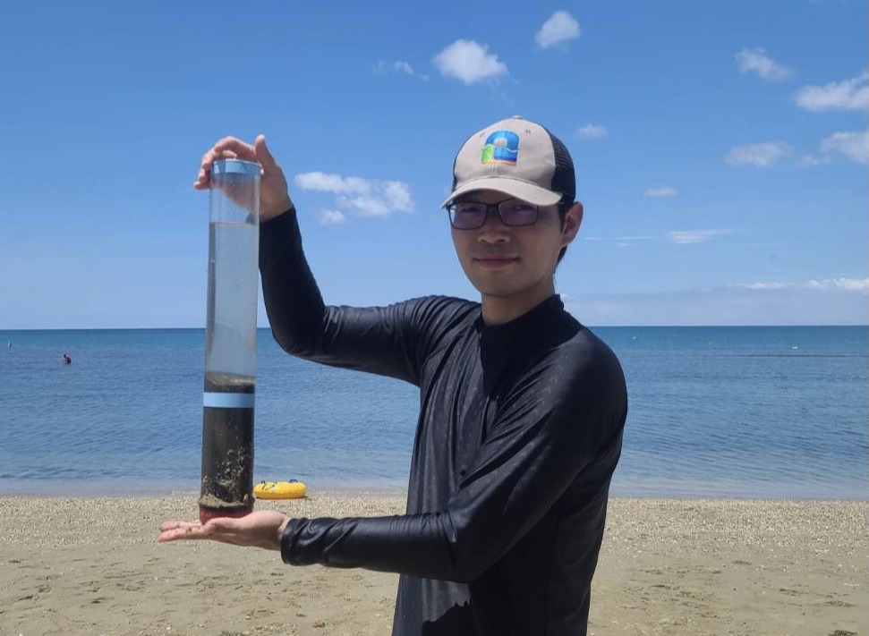 高科大科研力耀國際   海環系陳建志老師研究登《Nature》系列國際頂尖期刊　「隱形藍碳」助攻淨零與碳權發展