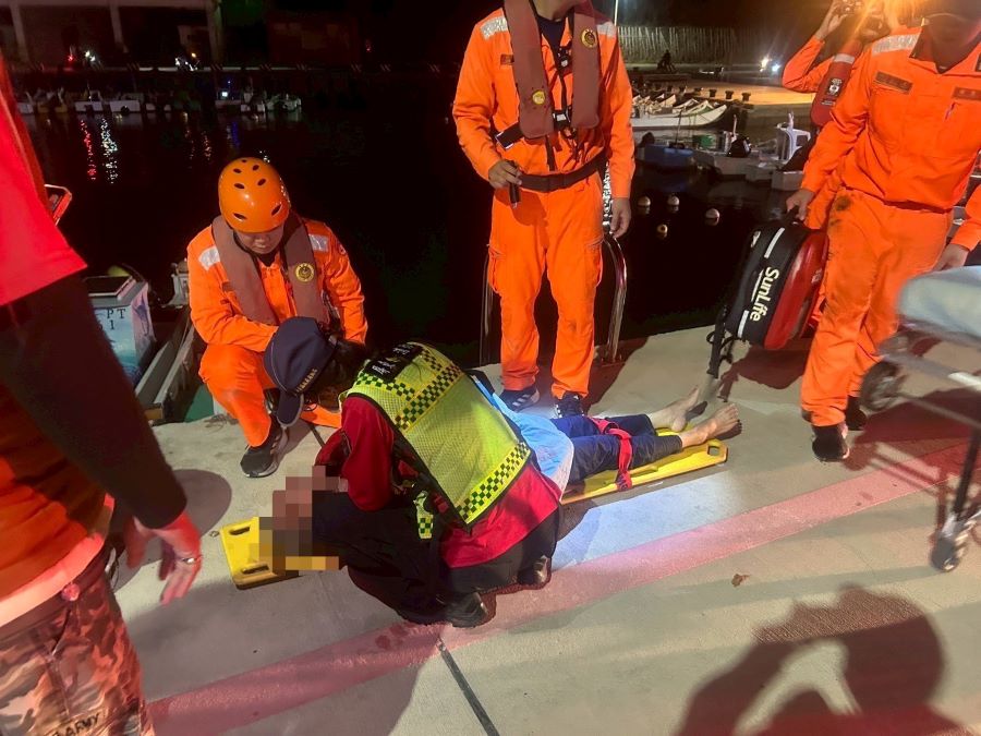 小琉球港區暗夜驚傳落水　 海巡聞訊火速馳援 