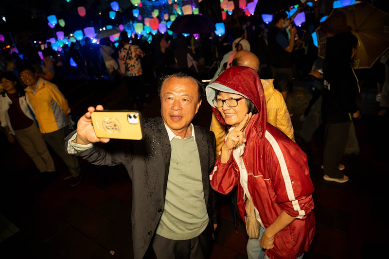 率先點亮2026台灣燈會第一道光「光之新徑-嘉義夢」×「再。嘉義」燈區正式啟動