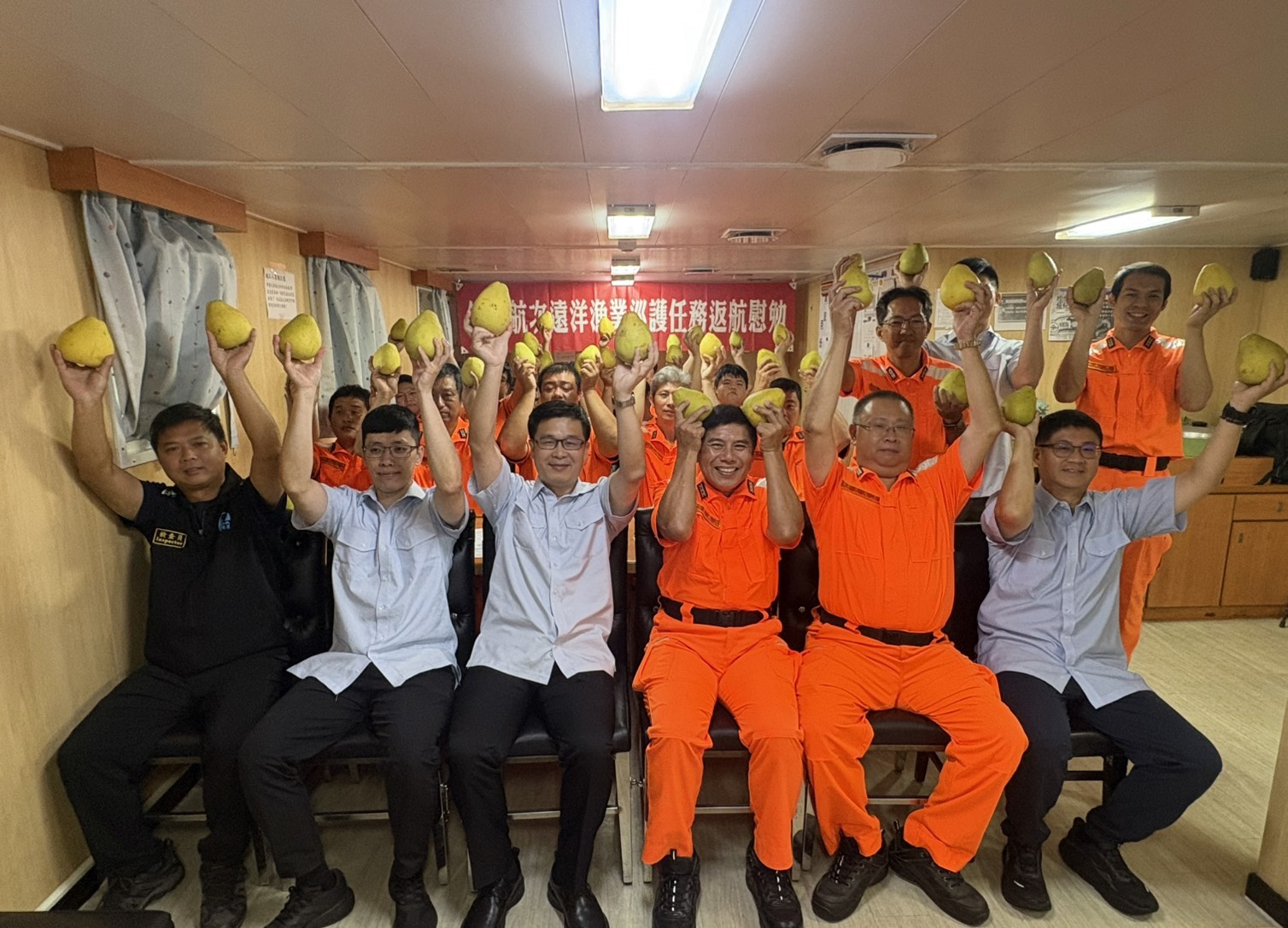 巡護七號遠航60日平安返港 跨越雙公約海域守護我國漁權