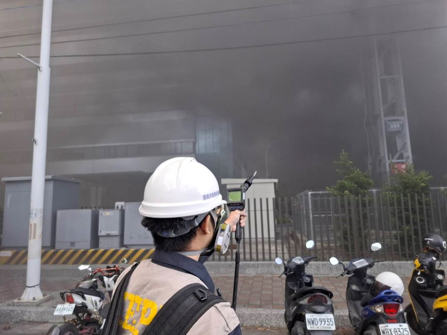 大發工業區塑膠工廠火警 環保局依法裁處全程監控空品狀況