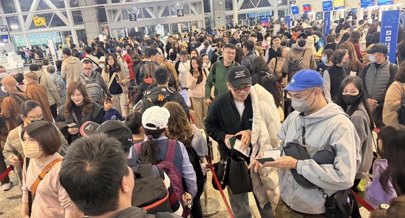 高雄機場安檢塞爆惹怨　寒假、春節旅運恐雪上加霜