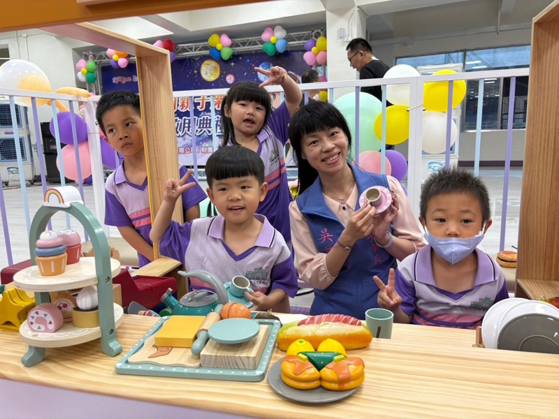 news photo
