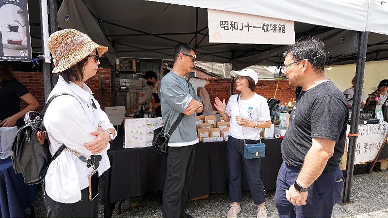 news photo