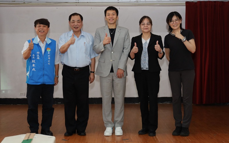 李洋誠正中學開講 分享運動場韌性轉化人生重開局力量