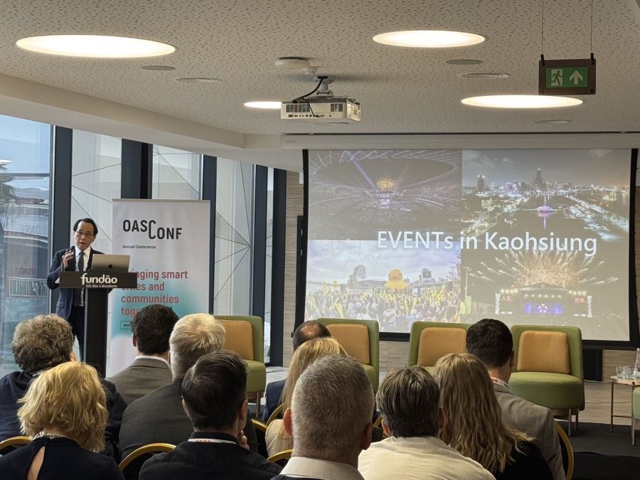 高雄市副市長林欽榮出席OASC智慧城市聯盟年會 分享高雄主權AI計畫成就城市治理新典範