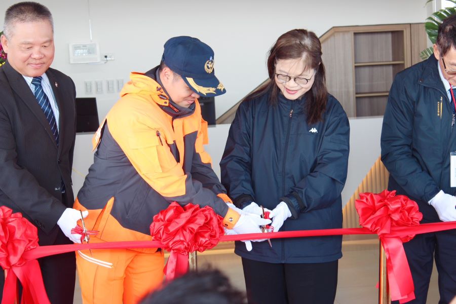 海巡26載慶雙喜 四草安檢所新建落成啟用 管碧玲:優化基層工作環境 盼社會持續支持