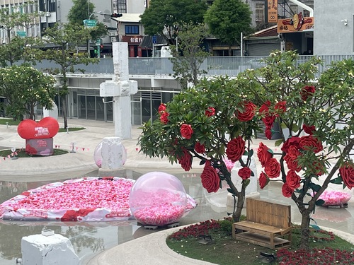 台南河樂廣場愛情許願池加碼百萬元5千項抽獎