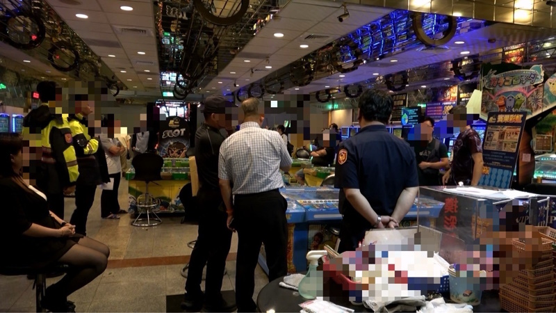 嘉市警查獲電子遊戲場148台賭博遊戲機撈金
