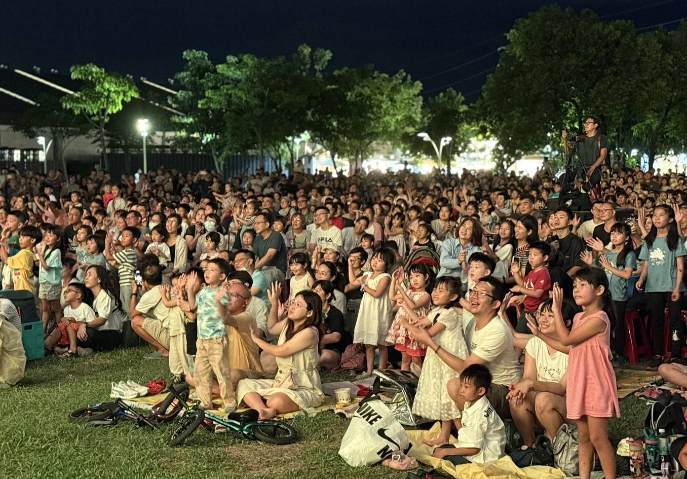  親子人氣天團巧虎登場  屏東夏日狂歡祭首日吸引千名親子同樂
