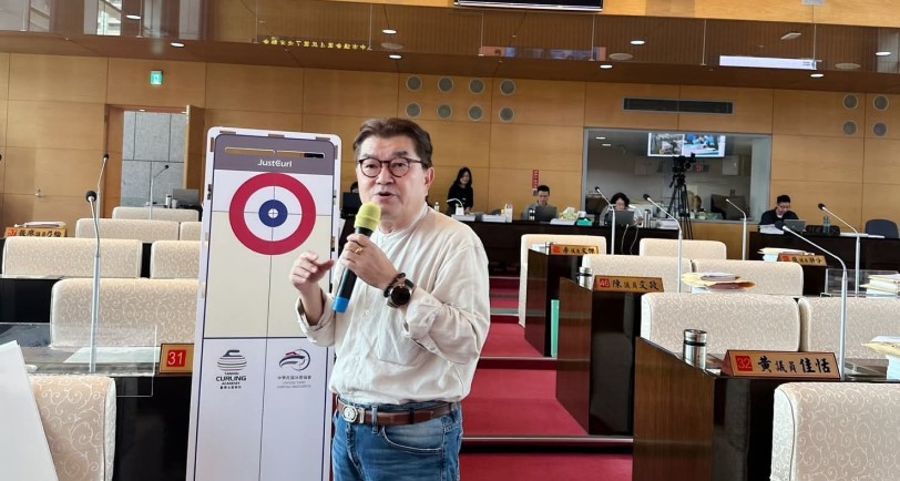 從校園到冬奧殿堂：台中市議員李中推動「冰上西洋棋」扎根計畫，實踐奧林匹克共融價值