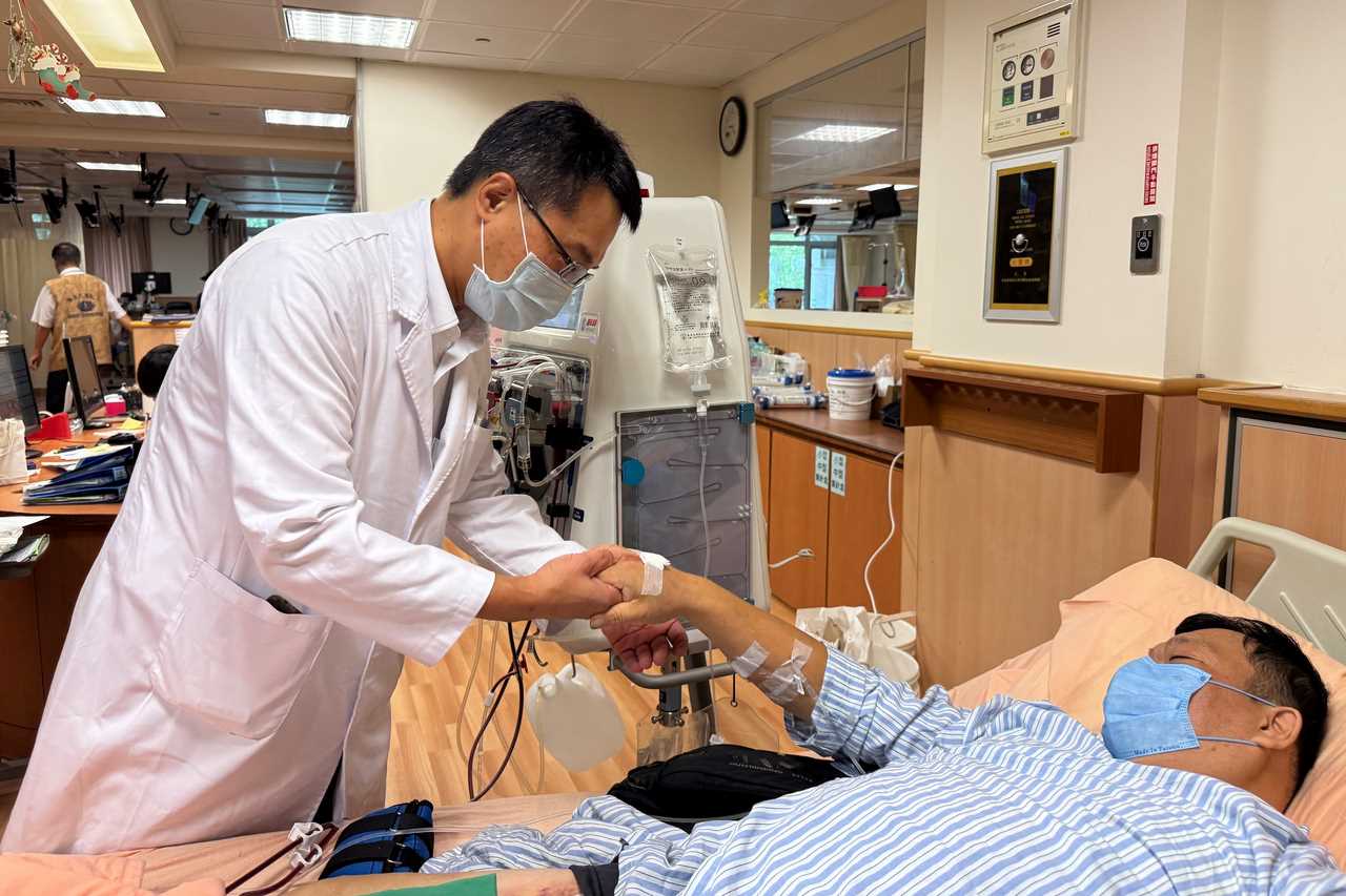 騎士急煞車竟難擡頭 血漿置換解危重症肌無力