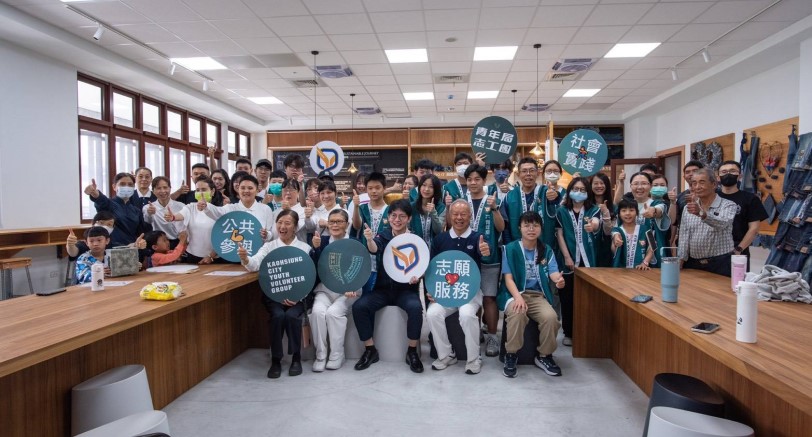 公部們青年走進慈濟環保站   林楷軒強調落實循環經濟的價值
