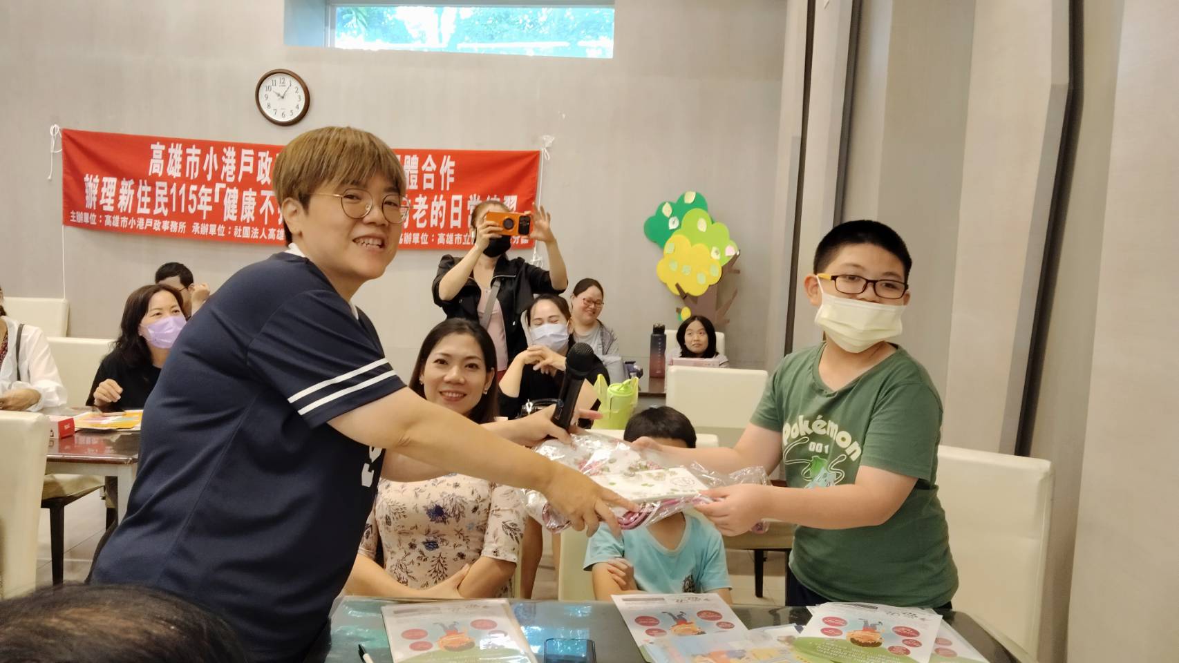 新住民學防蚊練肌力 小港戶政陪伴顧健康