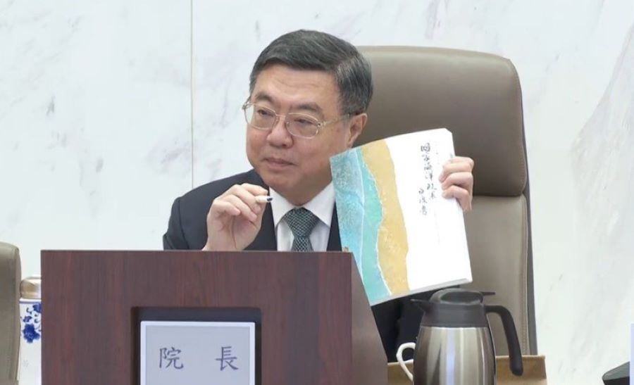 行政院會全員分享最新版海洋政策白皮書 管碧玲感謝政院及各部會支持