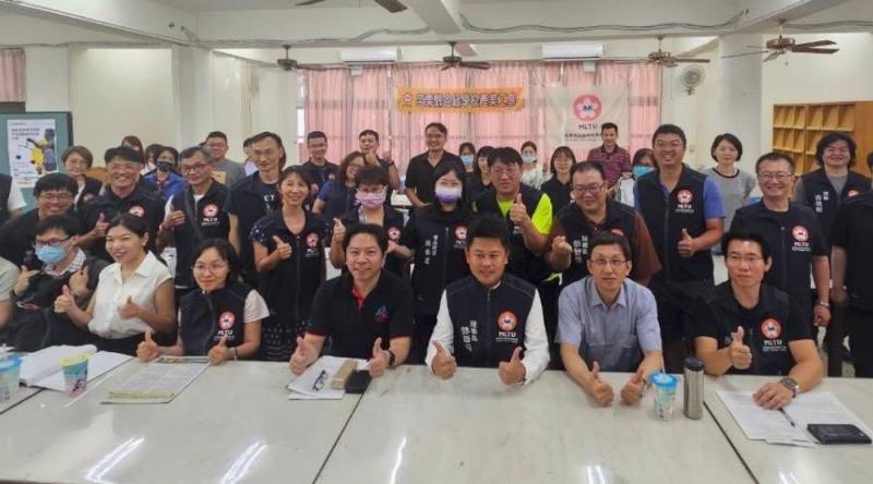 旱苗得雨    回首來時路      苗栗學校工會3年有成