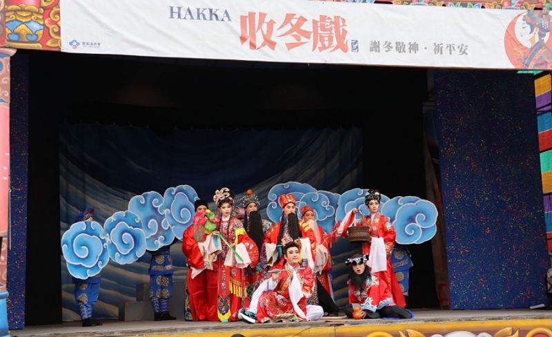 收冬戲熱鬧登場　苗栗規畫三場最多　客家經典戲碼廟前重現
