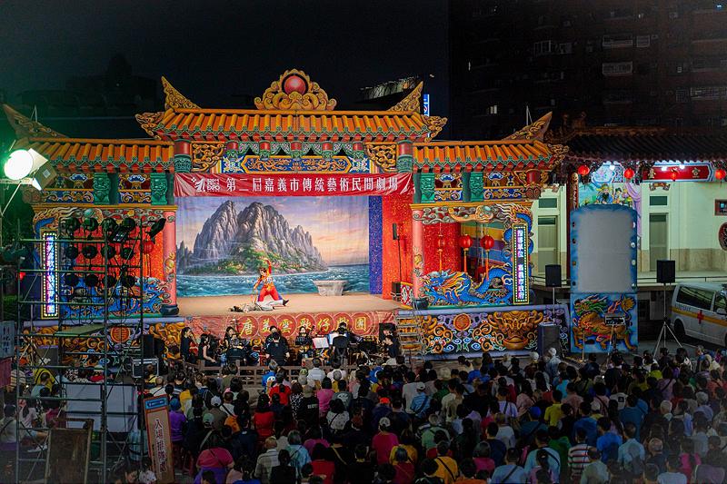 明華園總團文化廣場接棒登場 嘉義市廟埕傳統劇場圓滿落幕