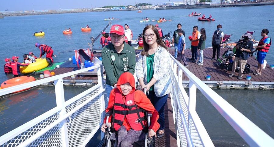 響應國際身心障礙者日/海洋委員會推動無障礙親海，讓全民都能親近海洋
