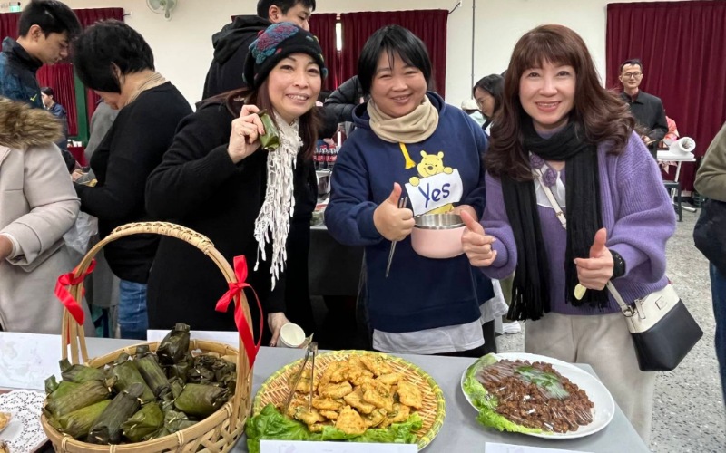 新住民一戶一菜回娘家      香蘭紅豆餅飄香過新年