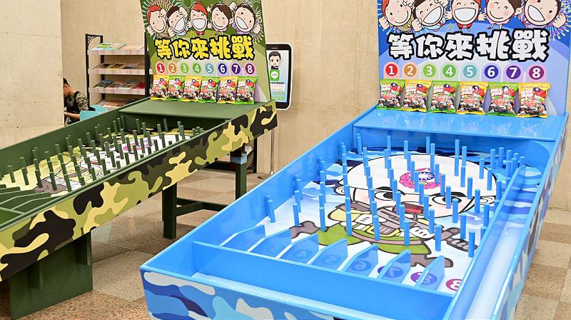 竹縣府國慶升旗典禮       大型彈珠檯、打卡牆歡樂慶雙十