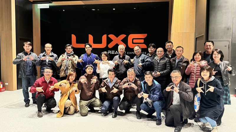 嘉義市長黃敏惠號召觀影感受棒球精神與團隊力量 從嘉義市出發 登上世界之巔《冠軍之路》熱血上映