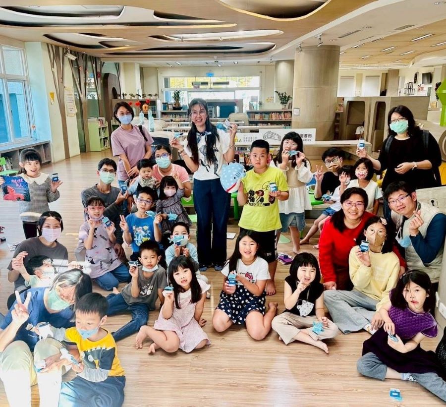 《海邊的星星巨人》繪本說故事活動走入南臺灣20場 孩子在故事與摺紙中認識鯨鯊