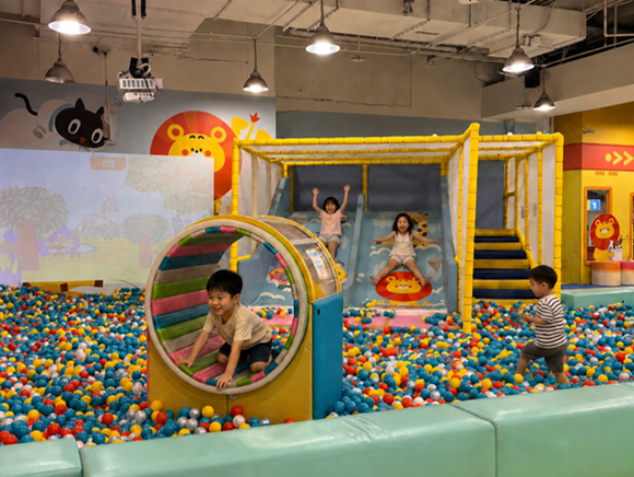 暑假fun電趣！ 高雄草衙SKM Park Outlets多家娛樂店櫃優惠登場  會員再抽豪華大獎！