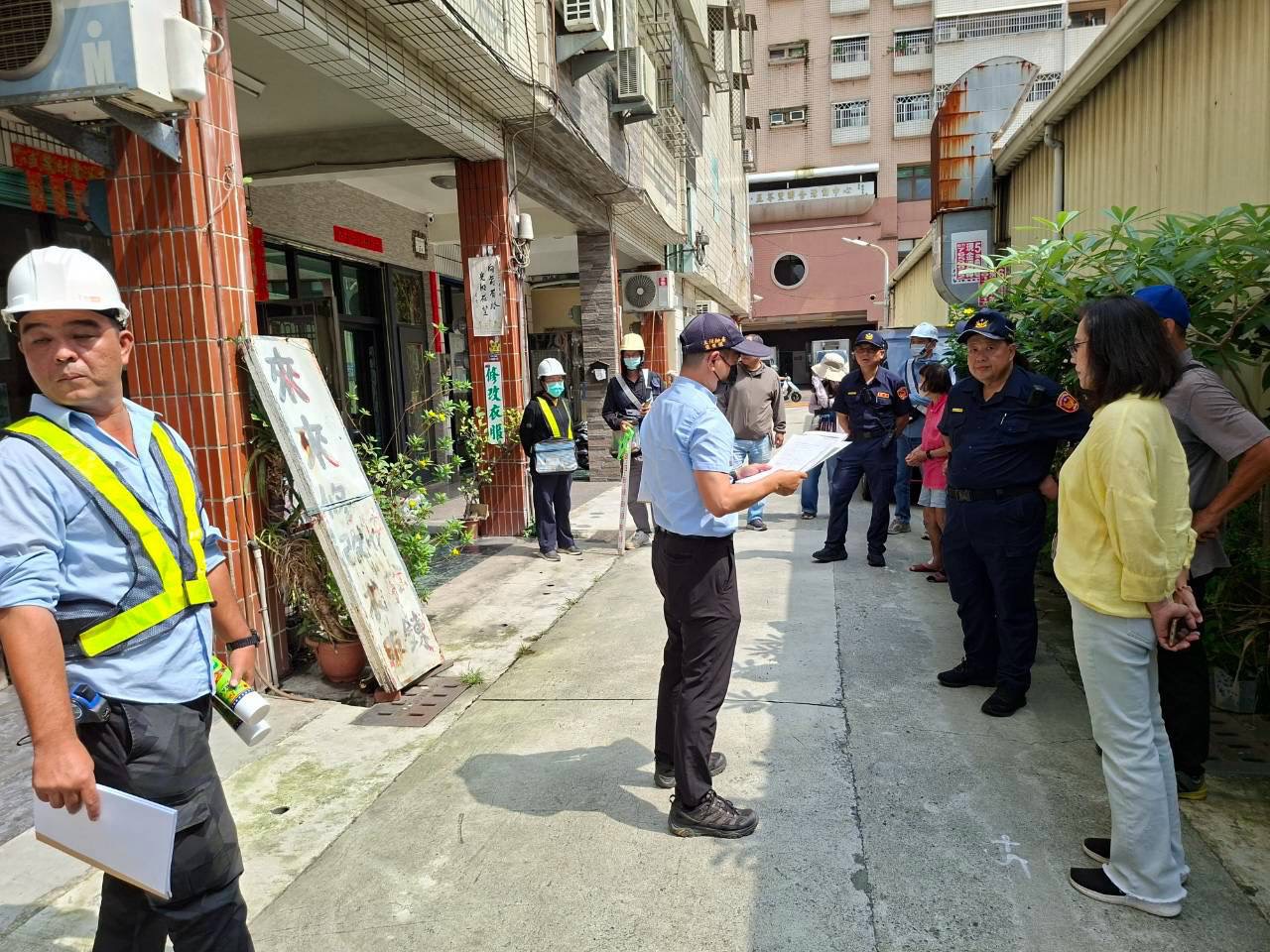 改善屋後環境 後巷違建施作污水用戶接管