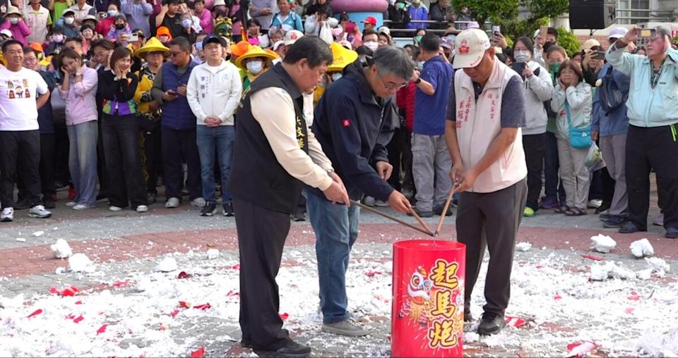 出席旗山天后宮馬年媽祖文化節　李懷仁與民同祈平安、點炮迎福氣
