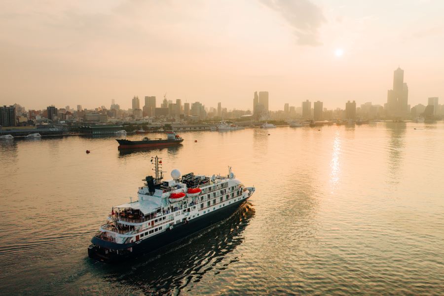 卡莉多麗「島嶼天空」首航高雄港 探索臺灣本島及離島旅遊魅力