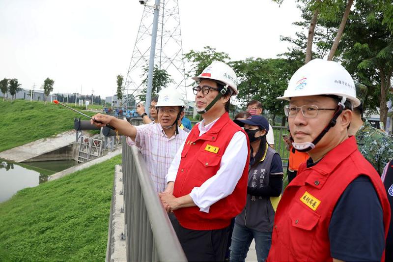 山陀兒颱風不可輕忽 市長陳其邁積極視察防颱工作