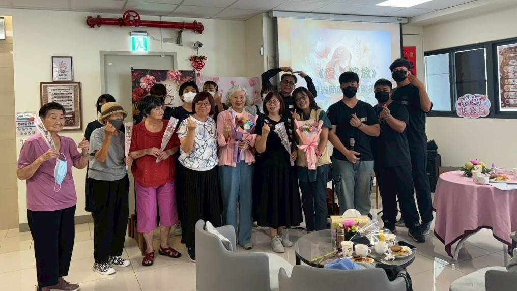 愛・綻放：南老少教所辦理母親節感恩饗宴