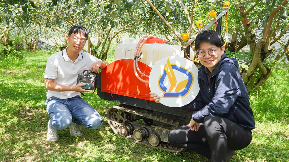 青創科技致力翻轉農作 「伊凌」智慧農機進化燕巢農業生態