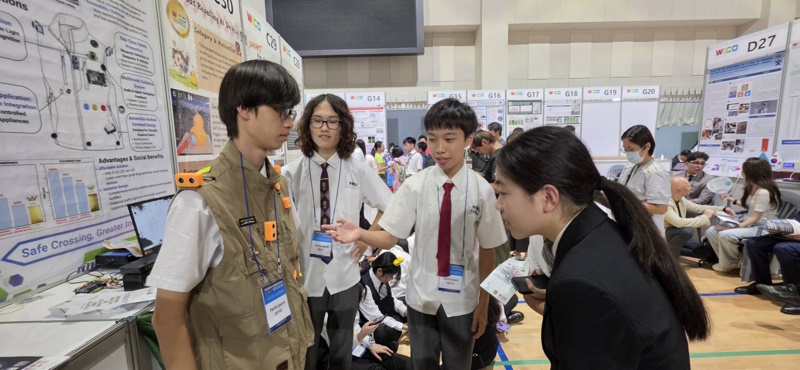 AI導盲背心展現人本關懷與科技創新 嘉縣永慶高中AI科技特色班勇奪韓國WICO世界創新競賽銀牌