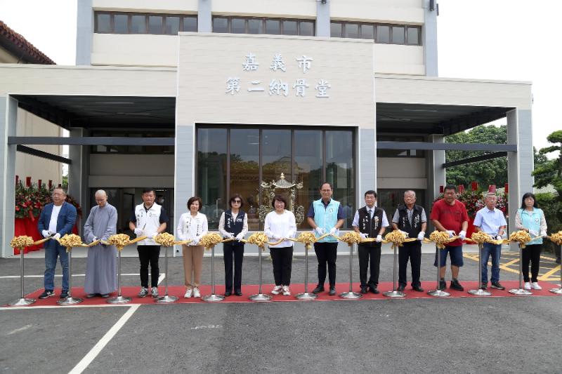 嘉義市第二納骨堂 市長黃敏惠剪綵啟用 期待莊嚴舒適空間提升生命園區的服務品質  