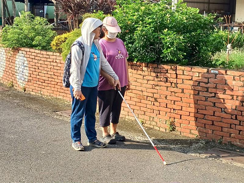 	 視障生活重建中心陪伴視障者 翻轉「視」界